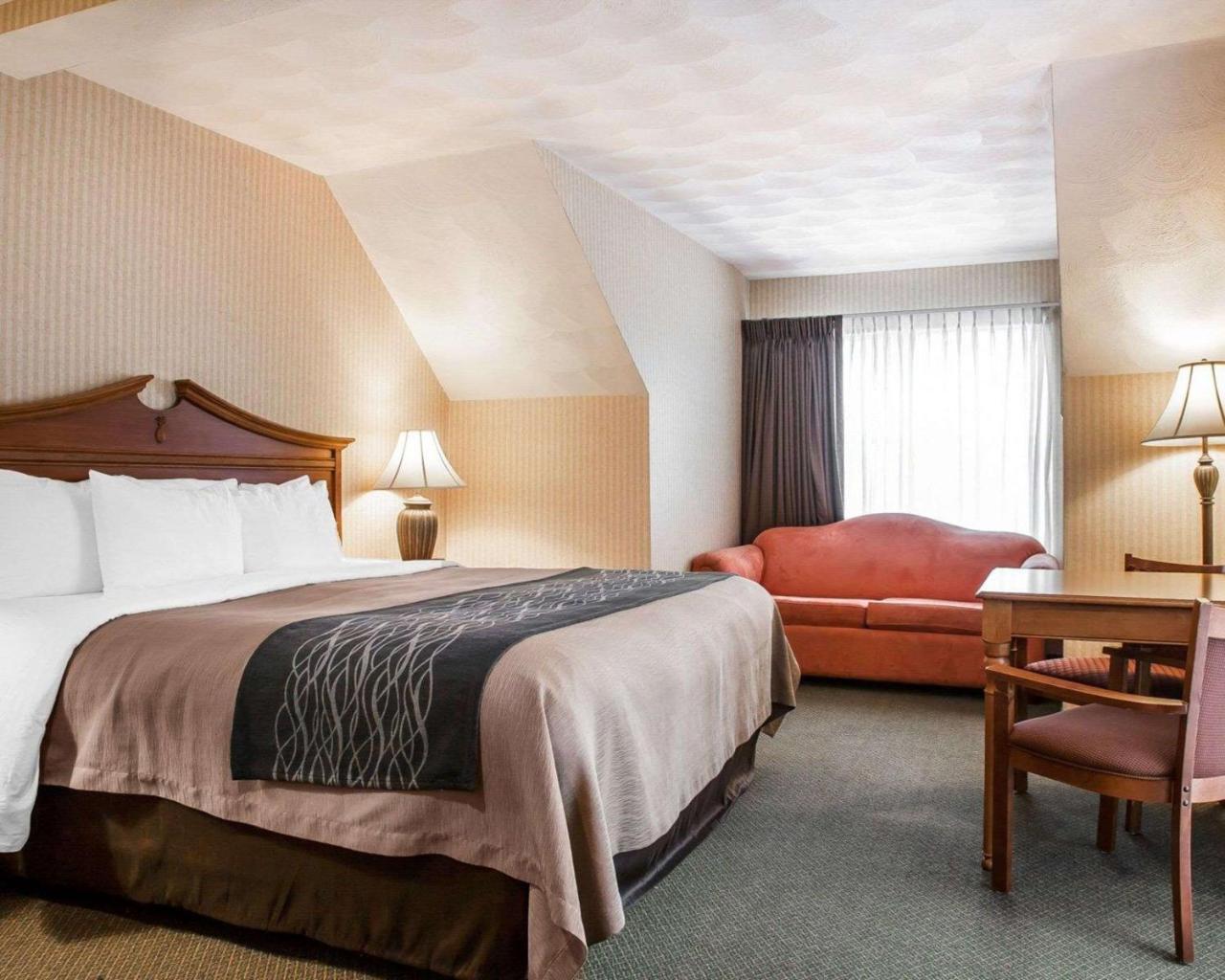 Comfort Inn At Newport Beach Мидлтаун Экстерьер фото
