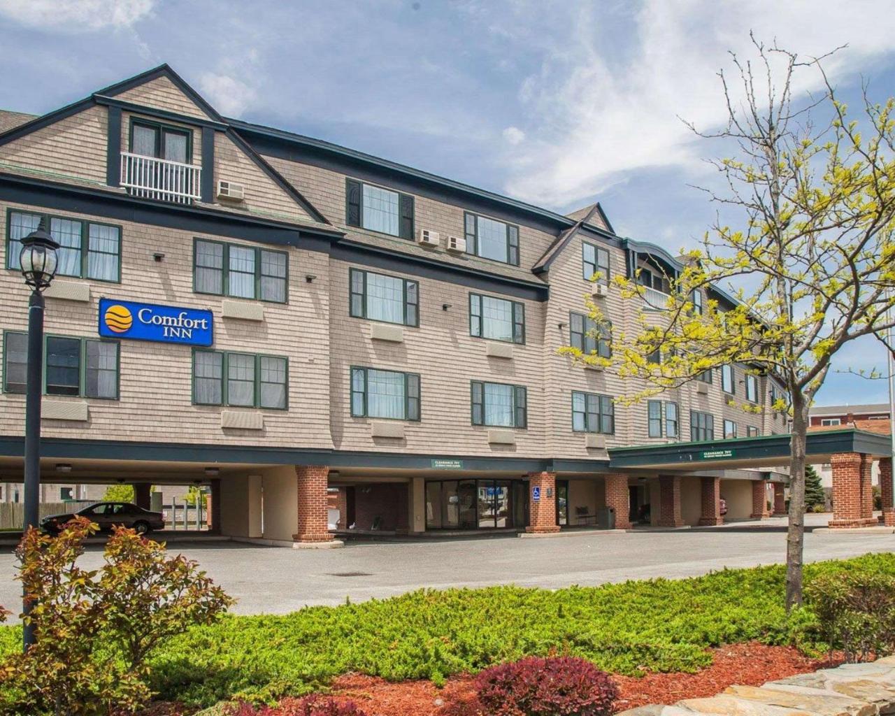 Comfort Inn At Newport Beach Мидлтаун Экстерьер фото